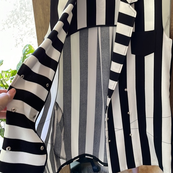 One Teaspoon Black and White Referee Striped Vest - Picture 6 of 10